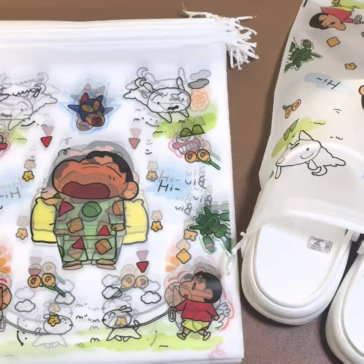 حقيبة أحذية برباط من كرايون شي - مراجعة Travel Accessories B&M وسعره